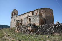 Iglesia del despoblado de VIllaescusa de Palositos