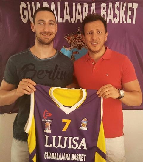 Raul Lazaro  junto a Roman Peinado