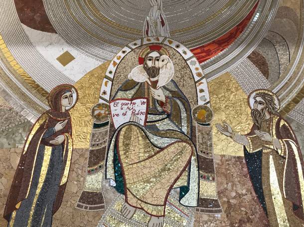 Iglesia El salvador rupnik-610x457