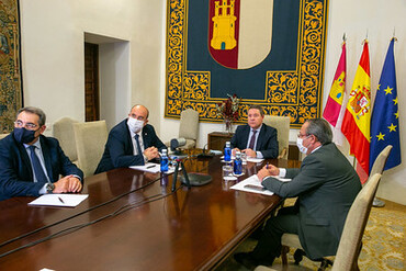 Page Conferencia Presidentes Covid DIC 2021