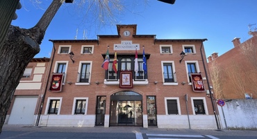 Fachada Ayuntamiento Alovera 1
