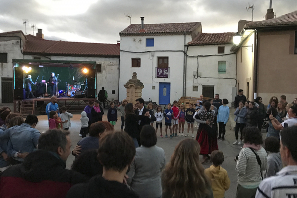 Fiestas de Valdelagua del Cerro. Foto de Jacobo García-Perate