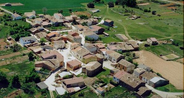 Ayuntamiento de Santiuste Foto Adel Sierra Norte 2 1