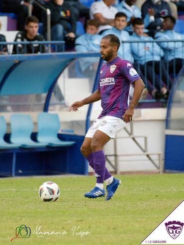 Souza fue uno de los destacados en el empate del Deportivo 1-1 ante la Segoviana 1