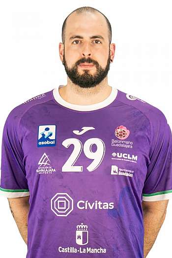 Marcos Dorado renueva y jugará su cuarta temporada consecuiva con BM. Guadalajara