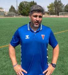 Juani Viñas entrenador del Azuqueca Foto C.D. Azuqueca