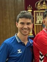 Diego Carbajo y su Azuqueca B comienzan la liga con derrota en un partido marcado por la expulsión de Hugo Alarcón en el minuto 18