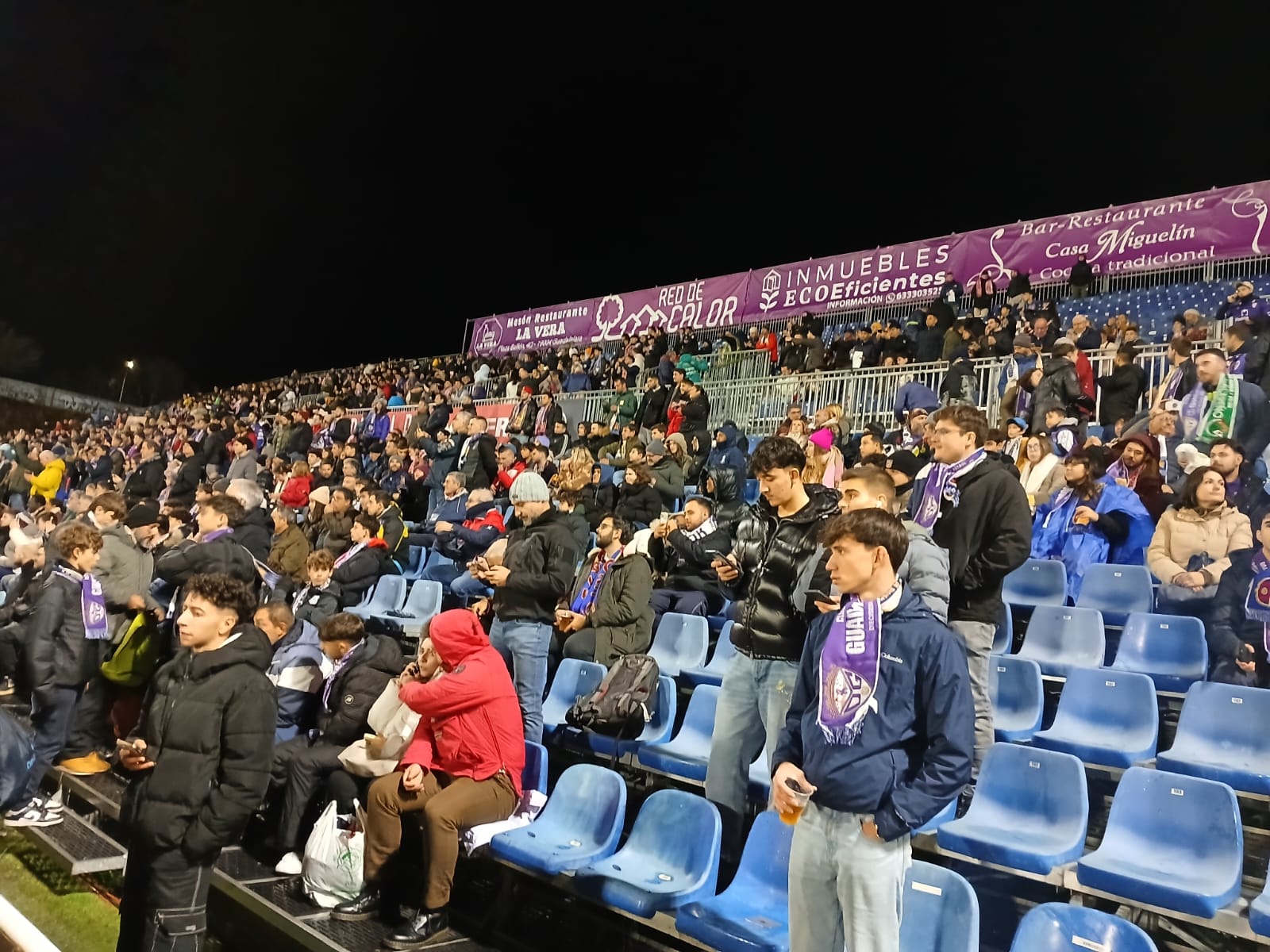 Guadalajaradiario Depor - Barça Gradas permitidas se val llenando