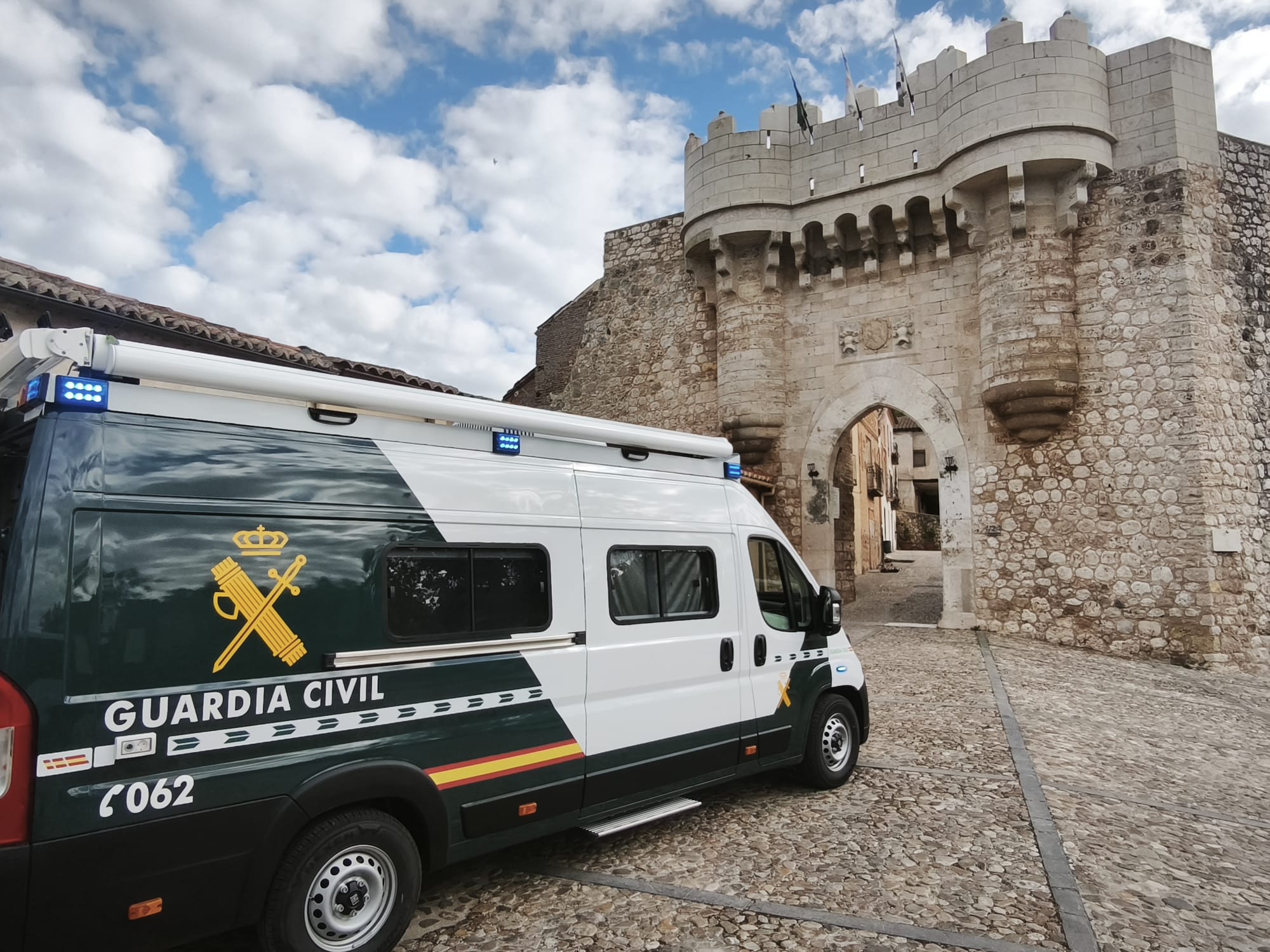 omac cuartel movil guardia civil
