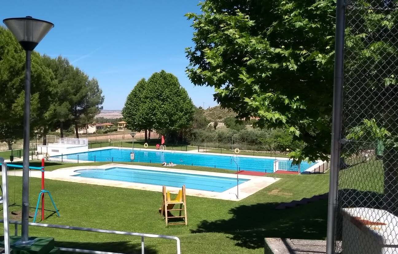 Piscina Albalate de Zorita 1