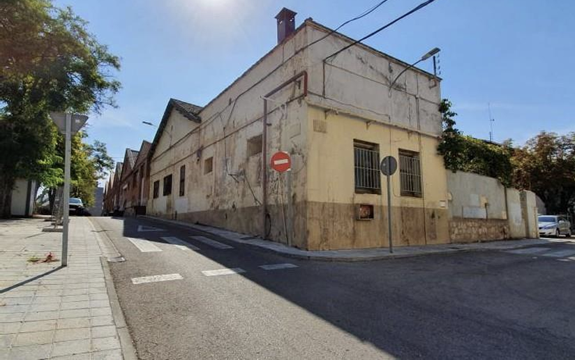edificios a demoler en el fuerte 