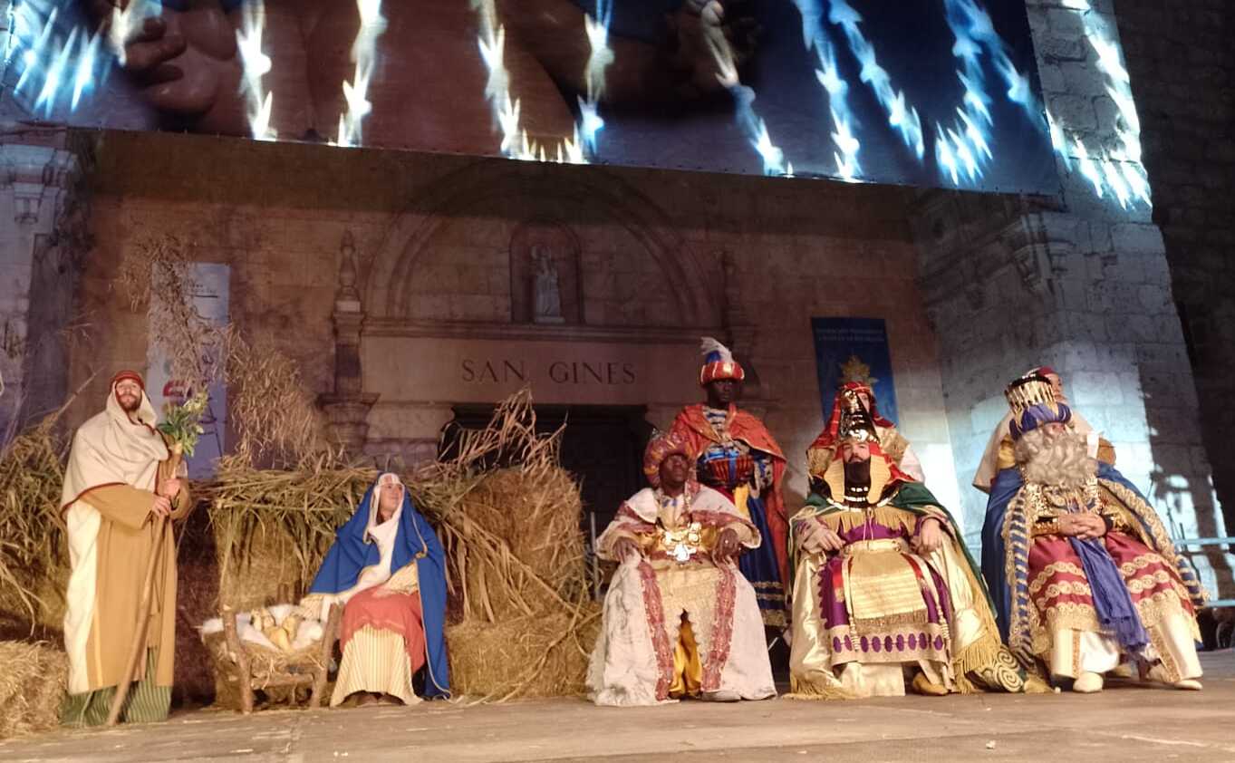 Cabalgata Reyes 2024 Adoración 1