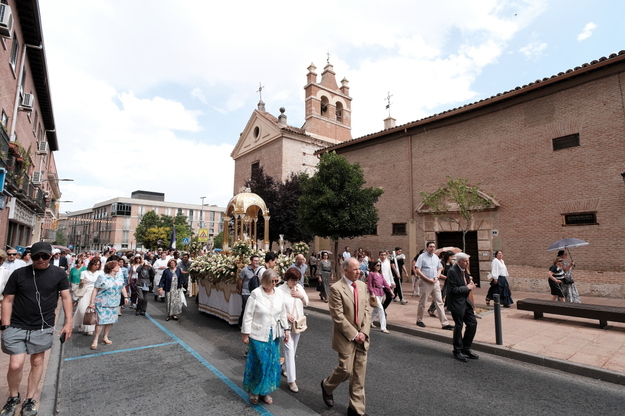 La custodia del Corpus Christi procesiona en la capital ...