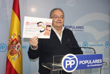 Juan Antonio de las Heras recuerda que Pedro Sanchez votó a favor de congelar las pensiones cuando gobernaba el PSOE 140318