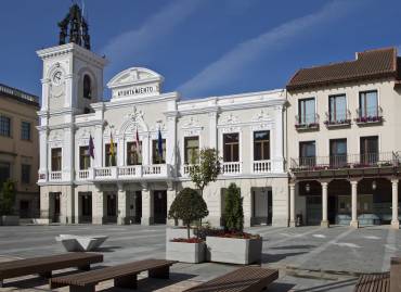 Ayuntamiento-plaza