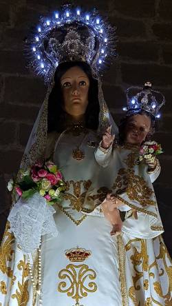 Pareja-Virgen-Remedios