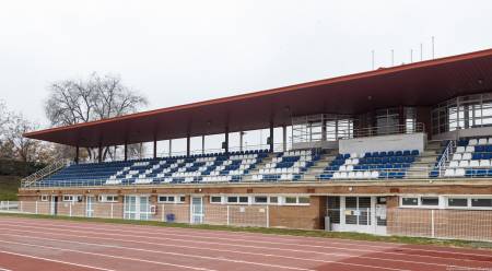 pistas atletismo fuente niña 2