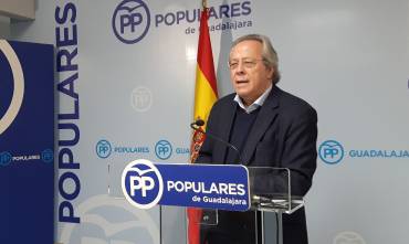Ramon Aguirre diputado del PP por Guadalajara en rueda de prensa01