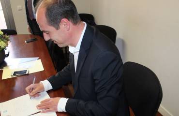 Alberto Rojo firma notaria 01