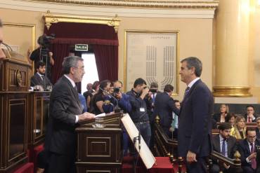 Antonio Román en el Senado