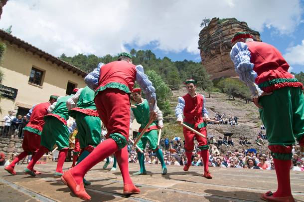 Molina-LoaDanzasVHoz04