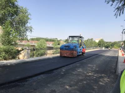 asfaltado puente árabe