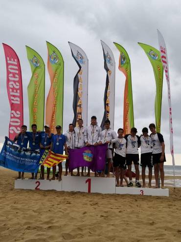 Podium Relevo Tubo Juvenil Masculino Campeón de España