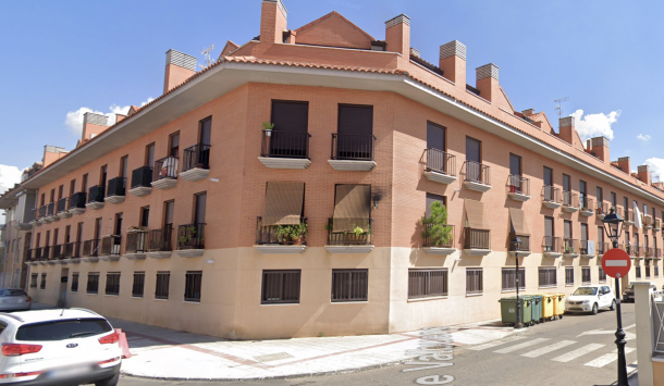 Edificio problematico alovera