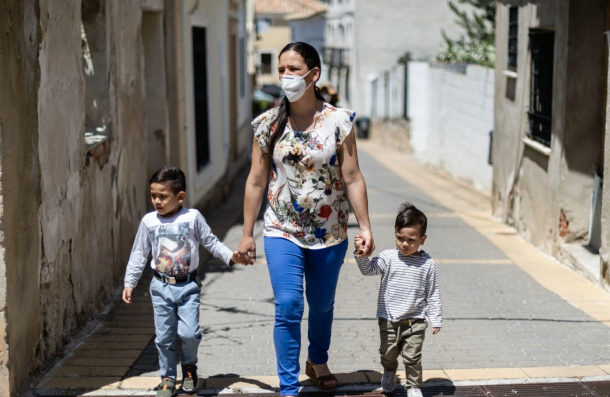 familia asentada en Pareja Pueblos con futuro