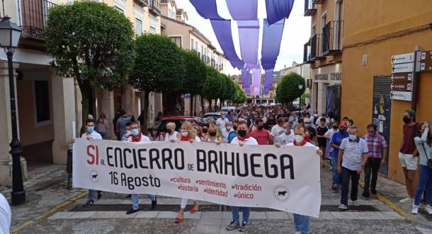 Brihuega-manifestacion-encierro