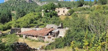 Herreria-de-Peralejos-y-Casona 02