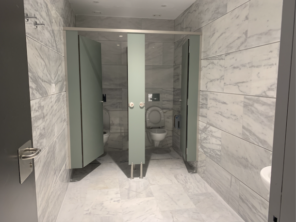 banos del nuevo hospital