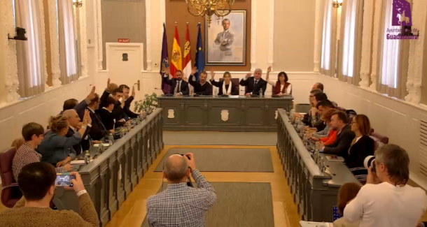 votación moción amnistía