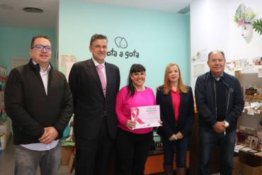 Gota a Gota tercer premio Escaparate en Rosa