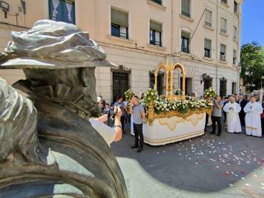 Corpus 2022 Custodia Comendador