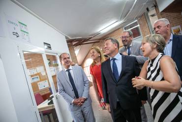 Page Escuela Oficial Idiomas