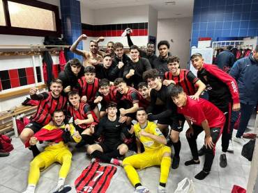 El Azuqueca B en su mejor partido de la temporada  ganó y goleo al Quintanar