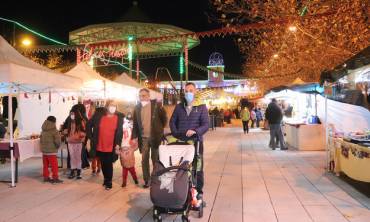 Cabanillas MERCADO ARTESANO NAVIDAD 95