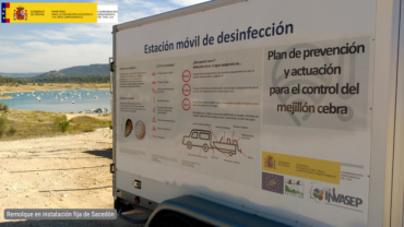 Mejillón Cebra Remolque e instalación fija de Sacedón