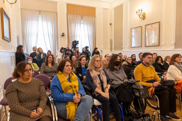 asistentes firma del convenio