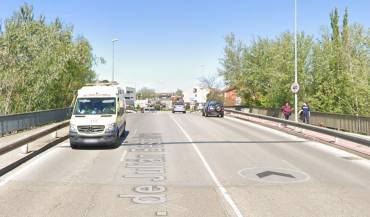 Puente Henares calle Julién Besteiro Google Maps