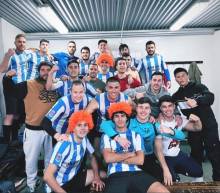 Torrejón del Rey líder de Segunda Autonómica celebrando una de sus victorias. Foto Martín Mesón