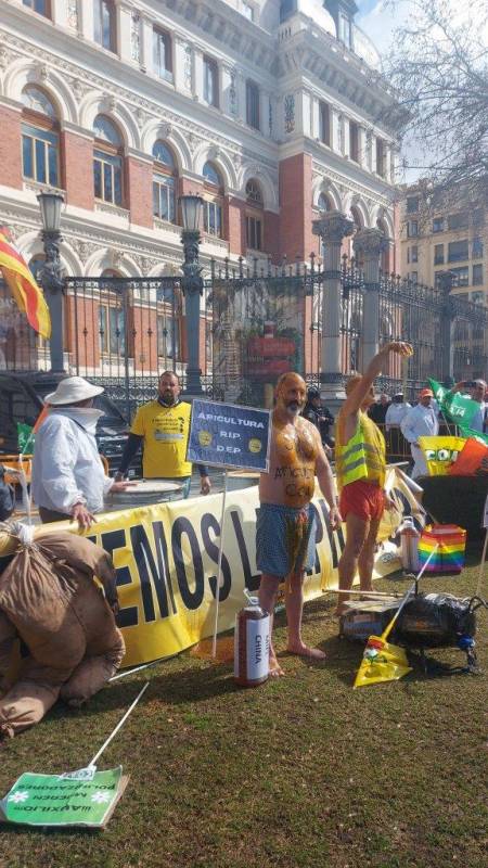 Concentración Apicultores Madrid9M 22