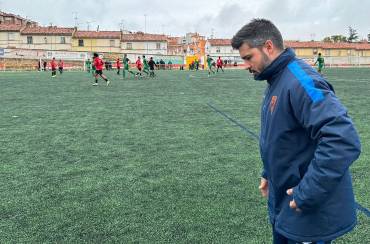 Juani entrenador del Azuqueca B lucha por sdalvar la categoría 1