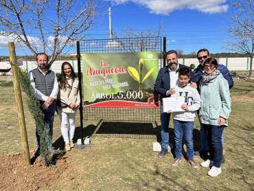 Azuqueca plantación 5000 árboles 1