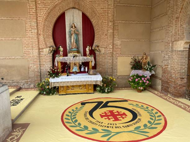 Corpus-Alfombra-SMaria