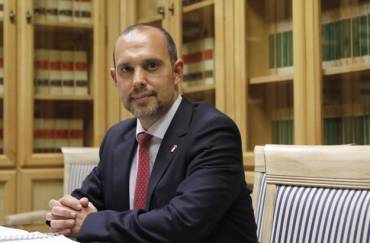 Pablo Bellido repite Cortes CLM 1