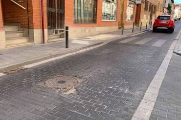Calle Arrabal del Agua hundimiento adoquines