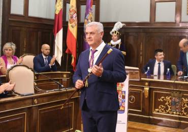 12 Constitución de la Diputación - José Luis Vega Presidente
