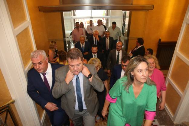 2 Constitución de la Diputación - Llegada page